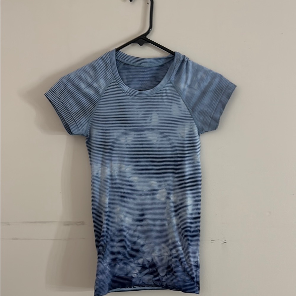 Lululemon Blue Tie-Dye Swiftly Tech Top
